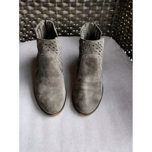 Vince Camuto Prasata Bootie Boots Women's Green Suede Woven Western Low Heel 7.5